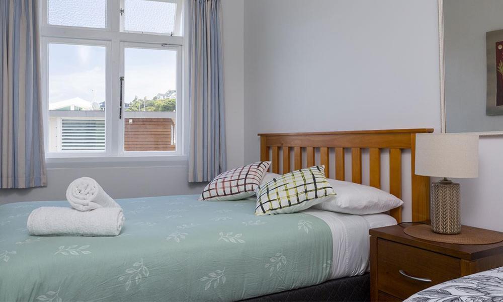 Moana Lodge Plimmerton Bagian luar foto