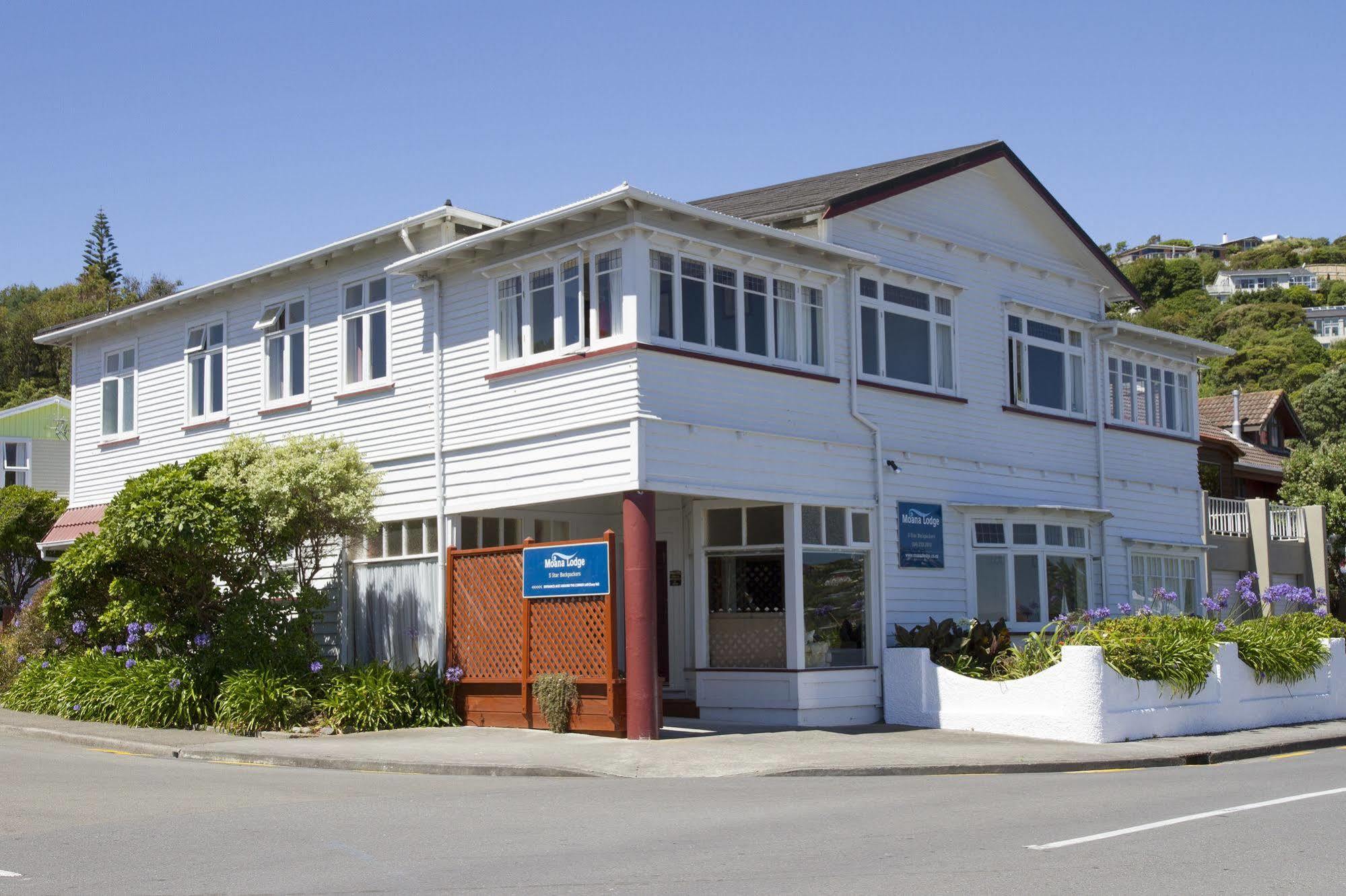 Moana Lodge Plimmerton Bagian luar foto