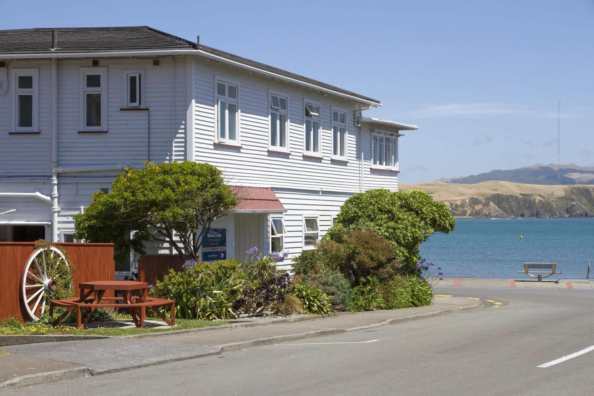 Moana Lodge Plimmerton Bagian luar foto