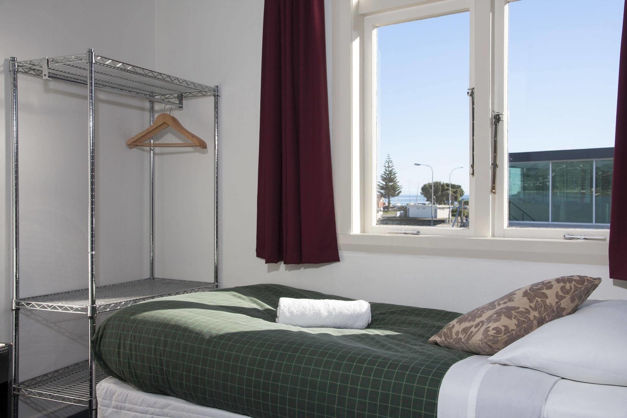 Moana Lodge Plimmerton Bagian luar foto
