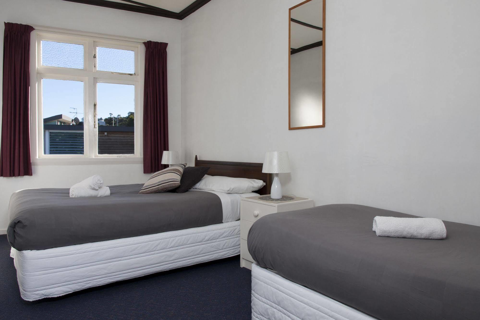Moana Lodge Plimmerton Bagian luar foto