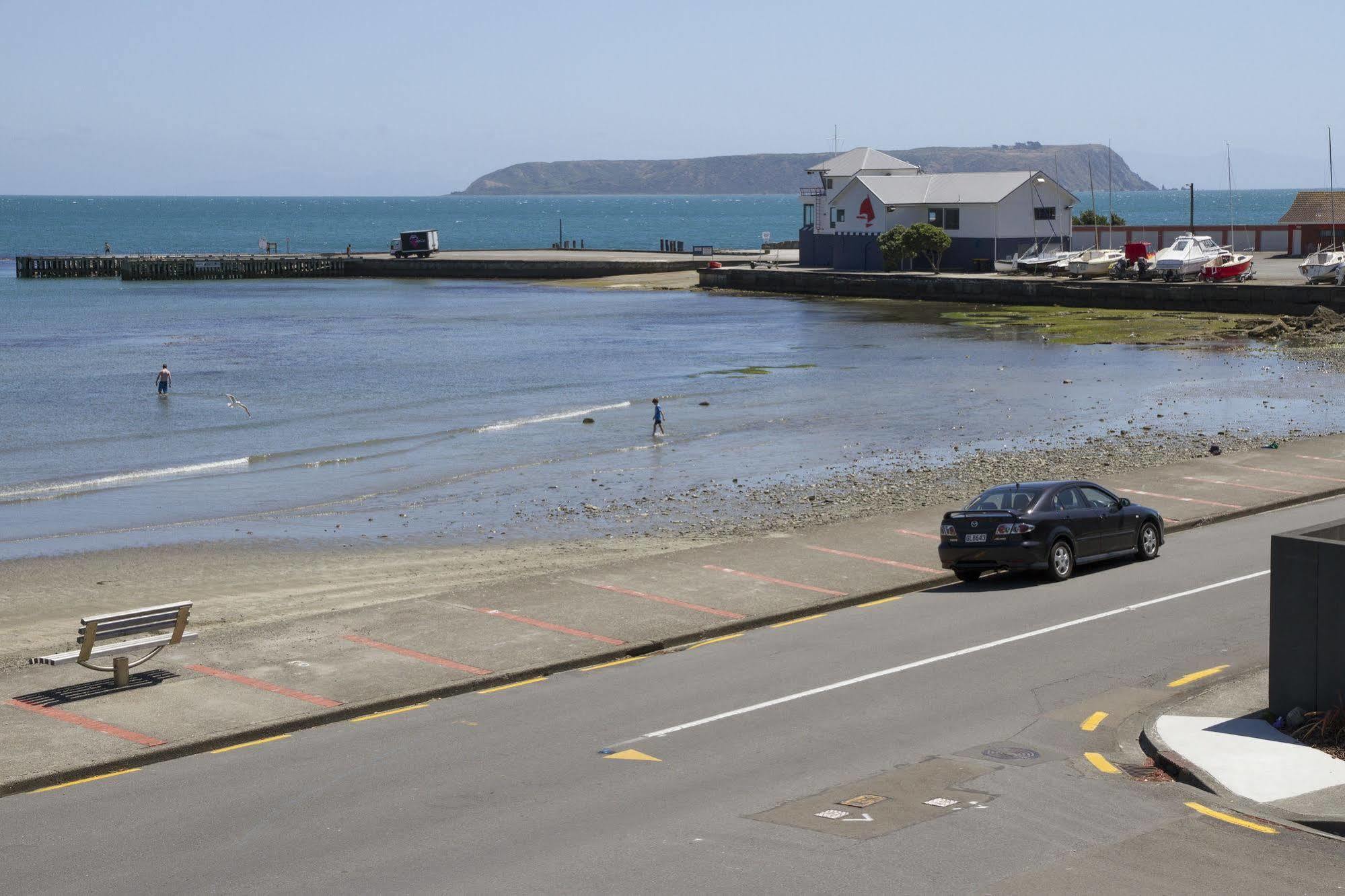 Moana Lodge Plimmerton Bagian luar foto