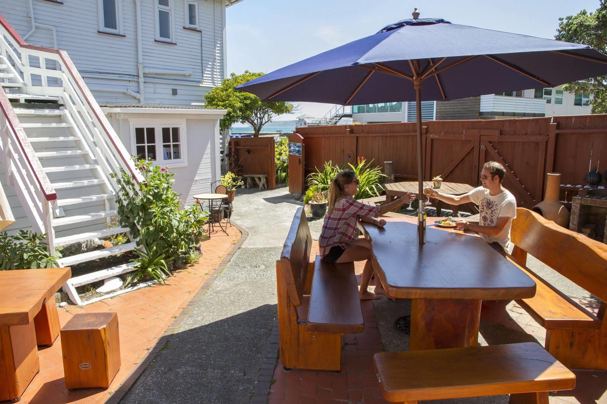 Moana Lodge Plimmerton Bagian luar foto