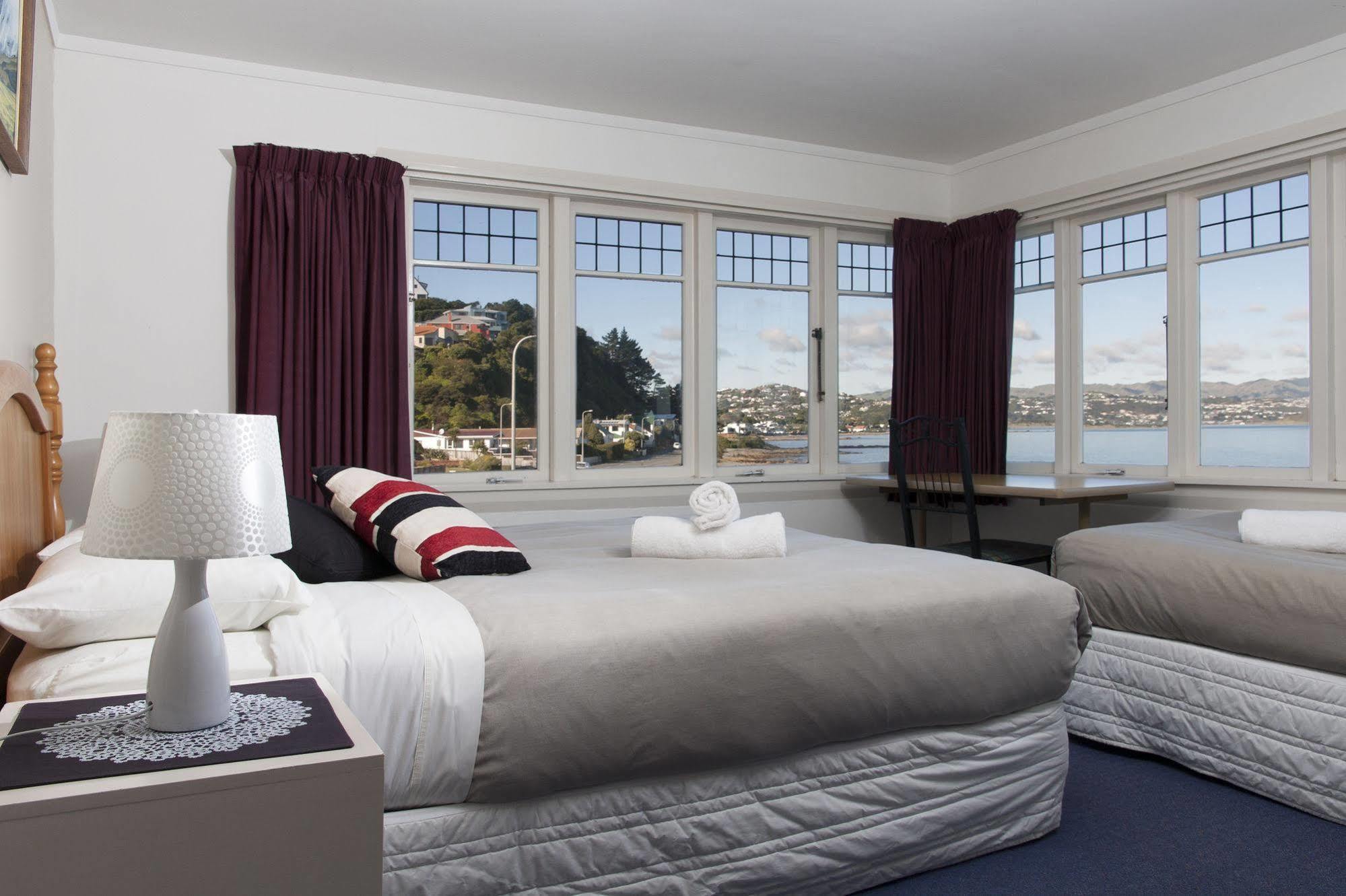 Moana Lodge Plimmerton Bagian luar foto